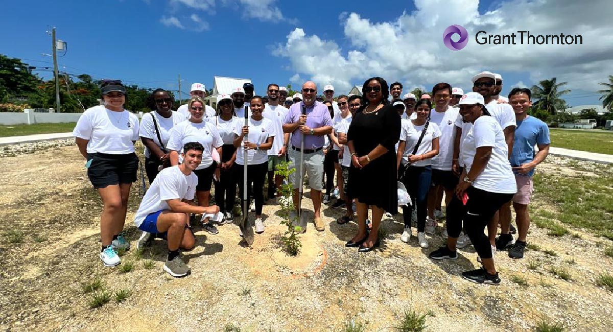 The Honourable Sabrina Turner, Minister for Health and Wellness, Dara Keogh and some of the Grant Thornton team at the newly established Prospect Park.